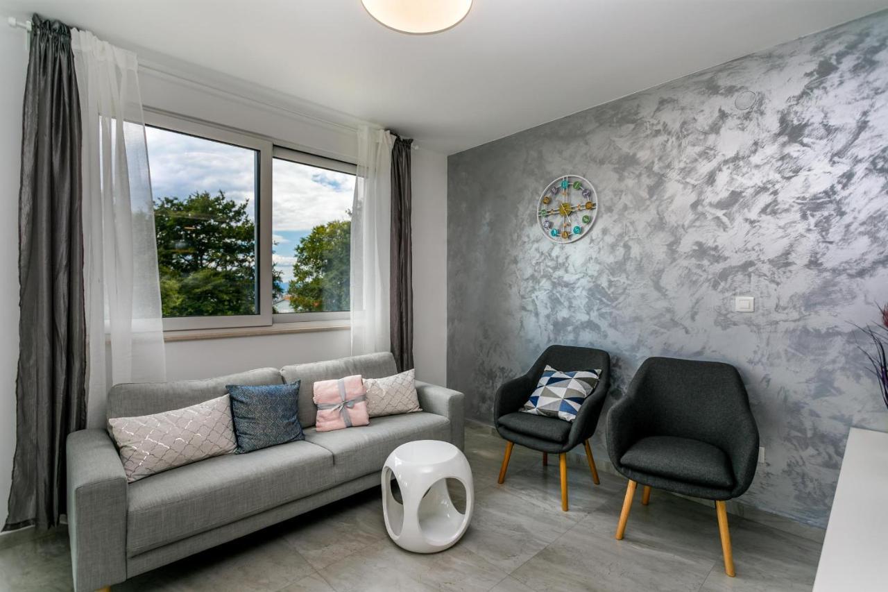 ニヴィーチェ2A Partment Rukavinaアパートメント エクステリア 写真
